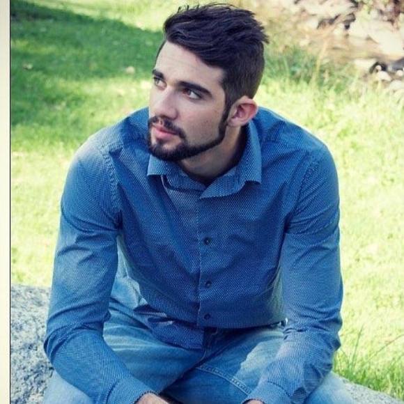 Meet your Posher, Josh - Picture 1 of 1